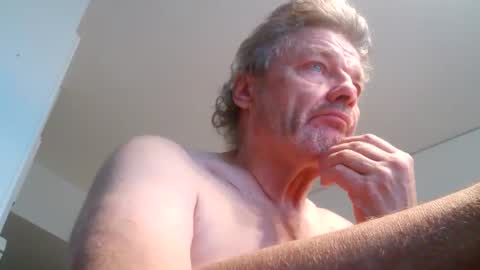 Snapshot of kovapoika chatting on October 5, 8:34 am kovapoika online show from October 5, 8:34 am