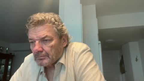 Snapshot of kovapoika chatting on October 12, 7:51 am kovapoika online show from October 12, 7:51 am