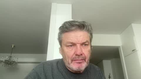 Snapshot of kovapoika chatting on October 15, 1:22 pm kovapoika online show from October 15, 1:22 pm