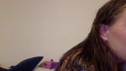 Snapshot of koyoteej chatting on February 6, 11:48 pm koyoteej online show from February 6, 11:48 pm