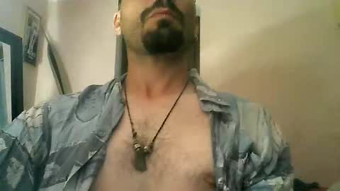 Snapshot of kratoskratoskratos chatting on May 30, 1:57 am Kratos online show from May 30, 1:57 am