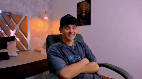 Snapshot of kraven_lust chatting on November 27, 3:08 am Kraven online show from November 27, 3:08 am