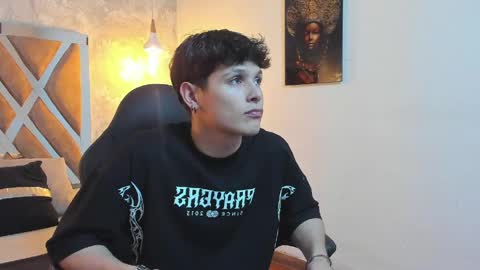 Snapshot of kraven_lust chatting on April 19, 3:06 am Kraven online show from April 19, 3:06 am