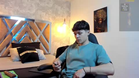 Snapshot of kraven_lust chatting on May 6, 3:02 am Kraven online show from May 6, 3:02 am