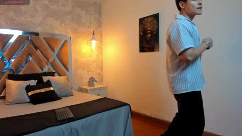 Snapshot of kraven_lust chatting on May 20, 3:34 am Kraven online show from May 20, 3:34 am