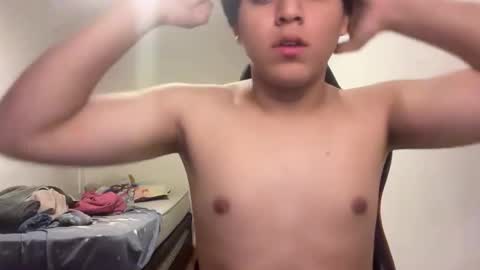 Snapshot of krexxxtofer chatting on February 20, 8:31 pm krexxxtofer online show from February 20, 8:31 pm