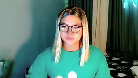 krezikeed online show from May 11, 1:33 am