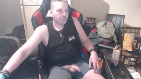 Snapshot of krimson999 chatting on February 28, 3:29 am krimson999 online show from February 28, 3:29 am