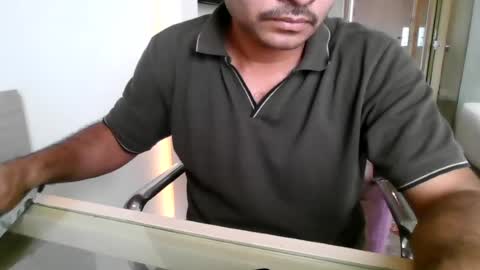 Snapshot of krishna21332 chatting on July 4, 10:43 am Indian big dick sexy .. online show from July 4, 10:43 am