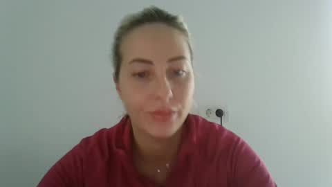 Snapshot of kriss_grace chatting on October 11, 12:04 pm Grace online show from October 11, 12:04 pm