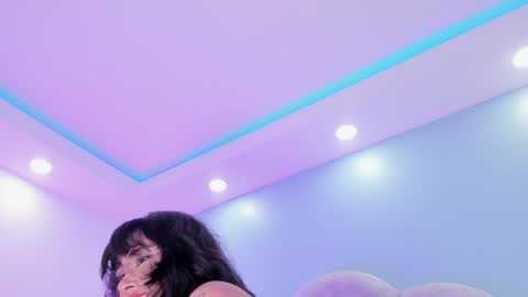 Snapshot of kristal_aitana chatting on July 24, 6:39 pm Kris online show from July 24, 6:39 pm