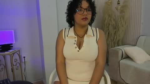 KRISTYN  online show from May 22, 12:11 pm