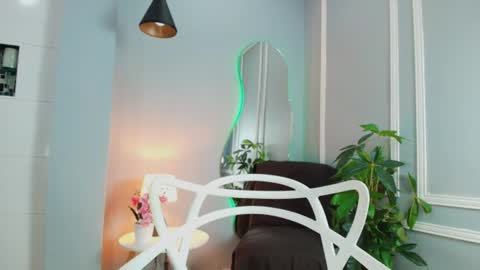 KRISTYN  online show from July 2, 12:44 pm
