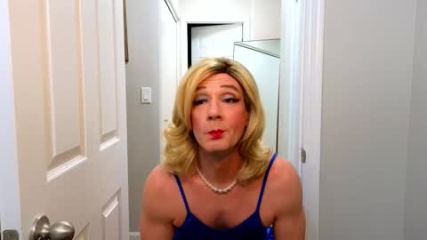 Snapshot of kristal_mountain chatting on February 5, 5:34 am Kristal Mountain online show from February 5, 5:34 am
