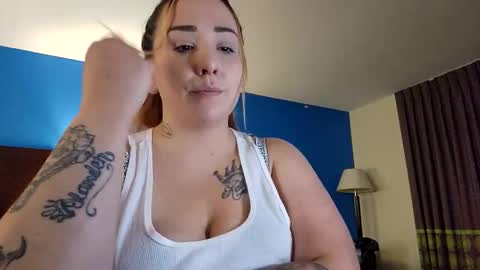 KristalDaddy online show from November 17, 6:03 pm