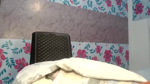 kristal online show from September 13, 6:18 pm