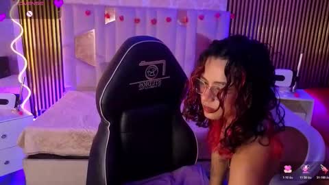 kristen_tay online show from March 21, 4:50 am