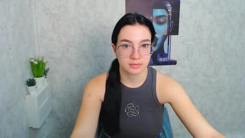 Kristen online show from September 16, 6:36 am