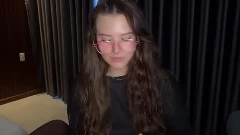 kristiekitty online show from May 16, 10:52 pm