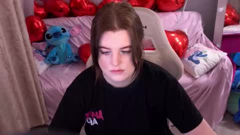 kristifoxy online show from February 8, 6:17 am