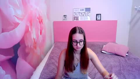 Snapshot of kristina_adel chatting on December 20, 11:32 am Kristina Adel online show from December 20, 11:32 am