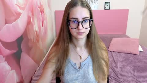 Snapshot of kristina_adel chatting on January 16, 7:07 am Kristina Adel online show from January 16, 7:07 am