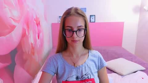 Snapshot of kristina_adel chatting on October 10, 8:13 am Kristina Adel online show from October 10, 8:13 am