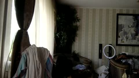 kristinalamour96 online show from September 14, 8:02 am