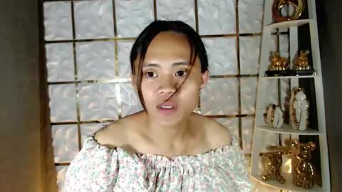 kristine_fox online show from April 6, 4:46 am