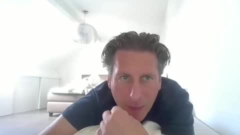 Snapshot of kristof8504 chatting on September 30, 9:58 am kristof8504 online show from September 30, 9:58 am