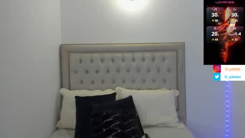 Juliette online show from March 4, 10:49 pm