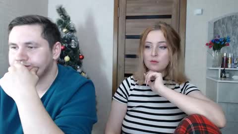 Snapshot of kristy_fran chatting on December 28, 7:01 pm Kristy online show from December 28, 7:01 pm