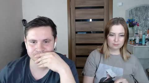 Snapshot of kristy_fran chatting on February 14, 12:30 am Kristy online show from February 14, 12:30 am