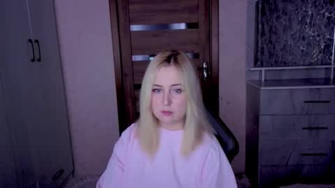 Kristy online show from April 8, 10:21 pm