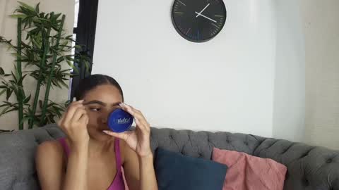 Snapshot of kristyl_paez chatting on January 13, 7:31 pm Cristina online show from January 13, 7:31 pm