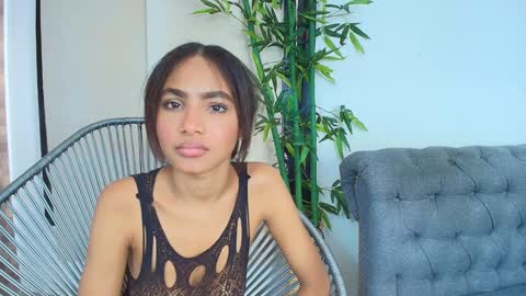 Snapshot of kristyl_paez chatting on February 6, 6:46 pm Cristina online show from February 6, 6:46 pm