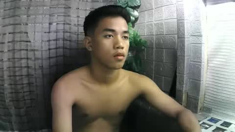 Snapshot of kritthanarkorn chatting on November 8, 10:04 am kritthanarkorn online show from November 8, 10:04 am