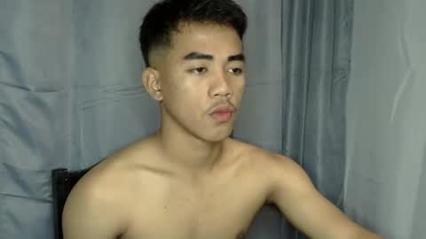 Snapshot of kritthanarkorn chatting on November 25, 8:47 am kritthanarkorn online show from November 25, 8:47 am