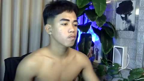 kritthanarkorn online show from January 16, 6:39 am