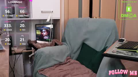 krizotxxx online show from January 9, 6:17 am