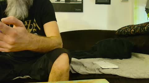 krummersaebel online show from January 8, 7:05 pm