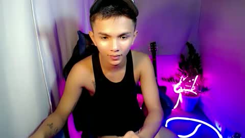 Snapshot of krunoxx chatting on January 14, 1:06 pm clarence online show from January 14, 1:06 pm