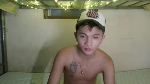 Snapshot of krunoxx chatting on March 1, 1:57 pm clarence online show from March 1, 1:57 pm