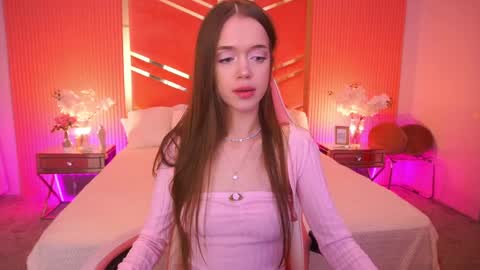 krys_tina online show from April 8, 6:46 am