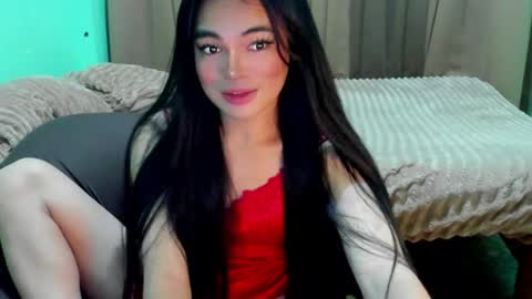 Snapshot of krystal_angel chatting on June 22, 8:17 pm krystal_angel online show from June 22, 8:17 pm