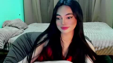 Snapshot of krystal_angel chatting on July 6, 5:48 pm krystal_angel online show from July 6, 5:48 pm