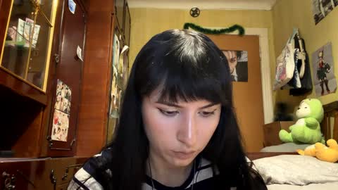 Mira online show from March 31, 8:42 pm