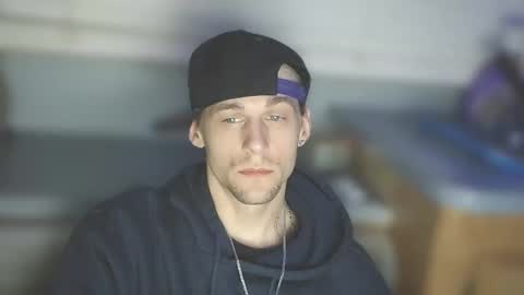 Snapshot of krytiar1992 chatting on October 20, 5:41 am krytiar1992 online show from October 20, 5:41 am