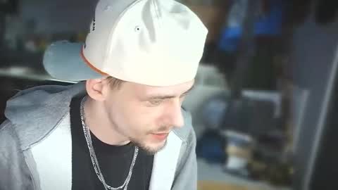 krytiar1992 online show from February 28, 11:44 am