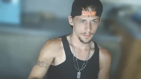 krytiar1992 online show from August 1, 7:40 am